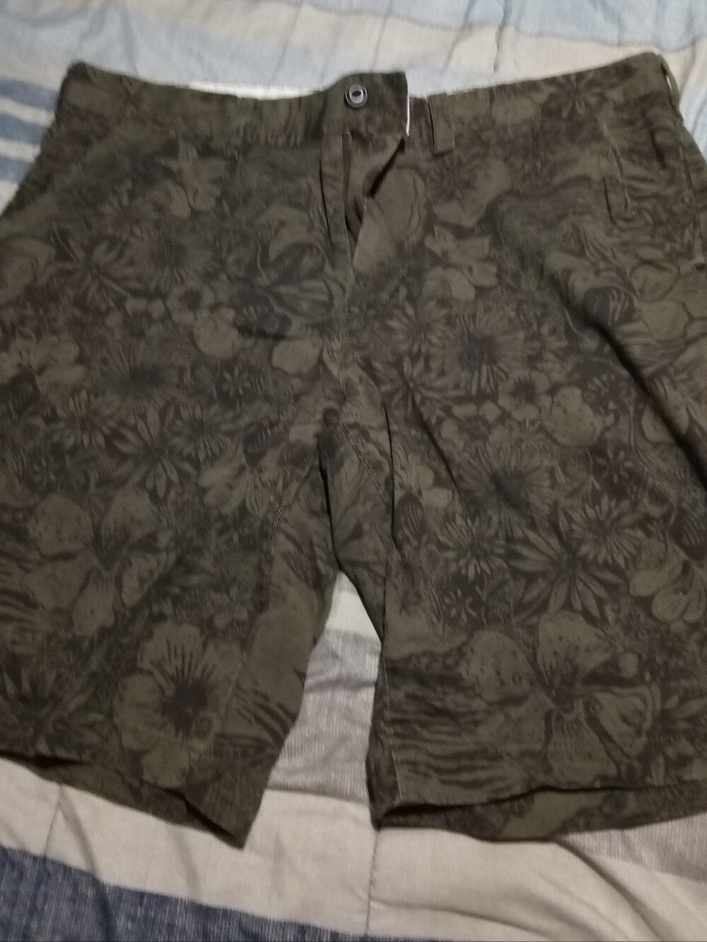 Sonoma Olive Green Floral-Print Shorts Flex Wear Size 38